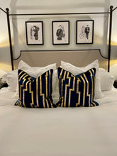 Load image into Gallery viewer, Linnie Beatrice Series