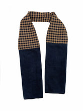 Load image into Gallery viewer, Neck Towel
