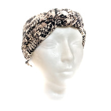 Load image into Gallery viewer, Knotted Headband
